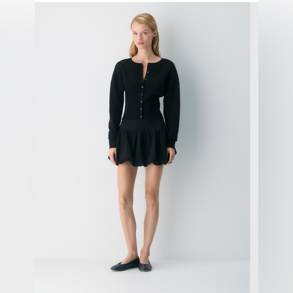 Aritzia Go lightly Cardigan